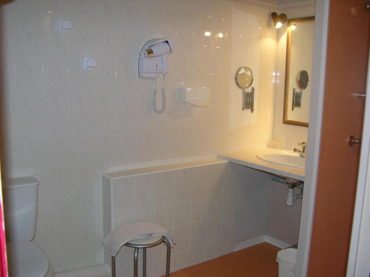 Logis Restaurant Les Norias Hotel